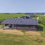 Three-bedroom In レムヴィー