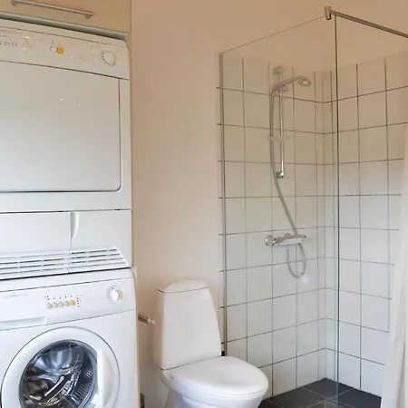 Three-bedroom In Holiday home *