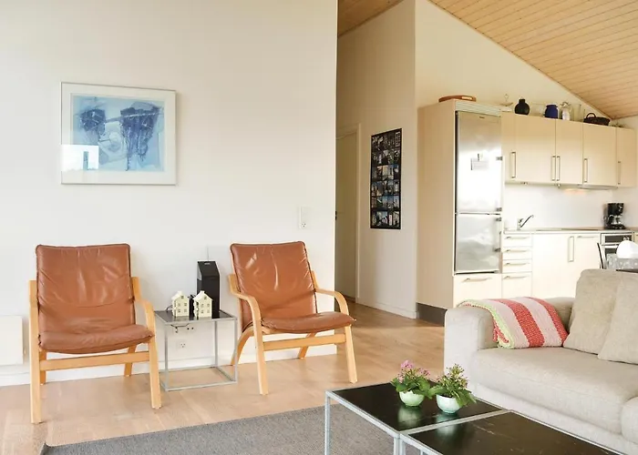 Casa de Férias Three-bedroom In *